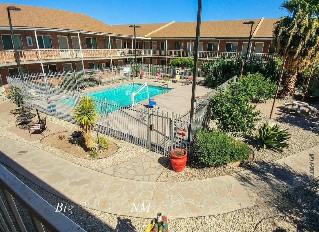 Big Chile Inn & Suites Las Cruces Kültér fotó