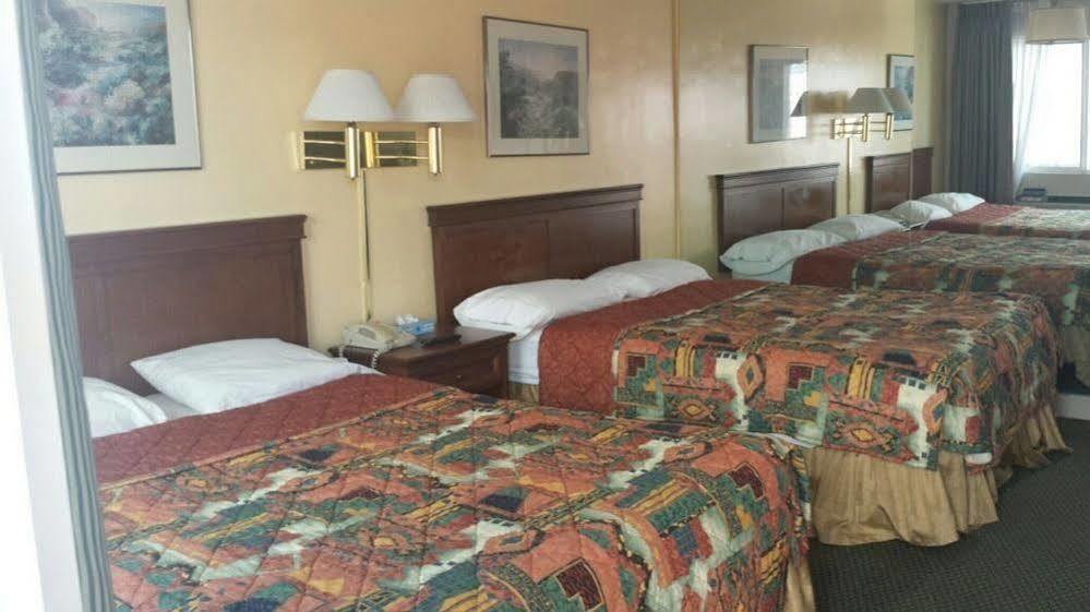 Big Chile Inn & Suites Las Cruces Kültér fotó
