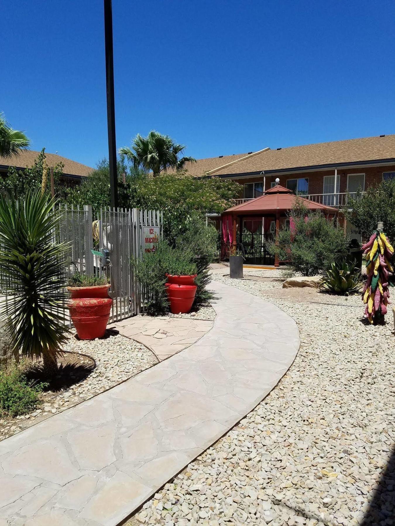 Big Chile Inn & Suites Las Cruces Kültér fotó